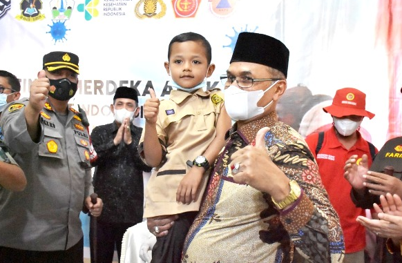 Bupati Bersama Forkopimda Bireuen Launching Vaksinasi Merdeka Anak Usia 6-11 Tahun
